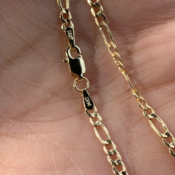 14k Yellow Gold 2.6mm Figaro Chain - Picture 2 of 8